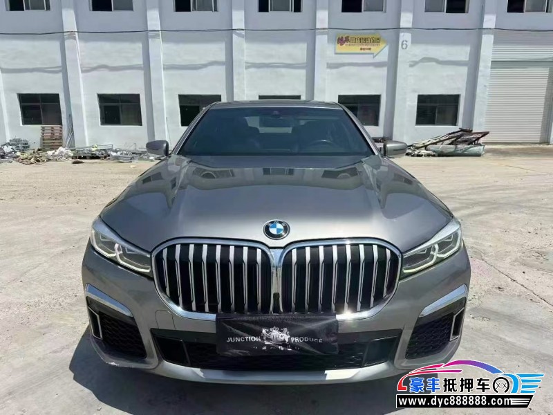 20年宝马7系轿车抵押车出售