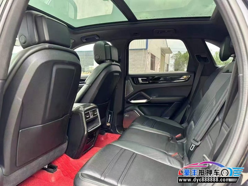 20年保时捷卡宴轿车抵押车出售