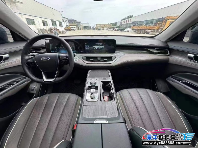 24年福特领裕轿车抵押车出售