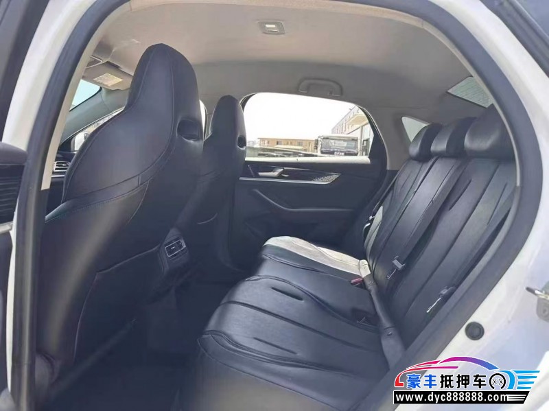 23年比亚迪秦轿车抵押车出售