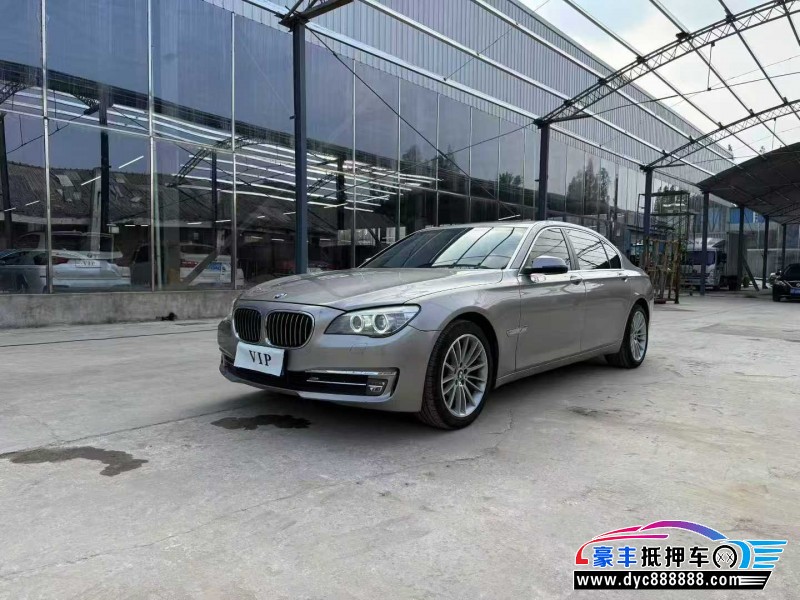 15年宝马7系轿车抵押车出售