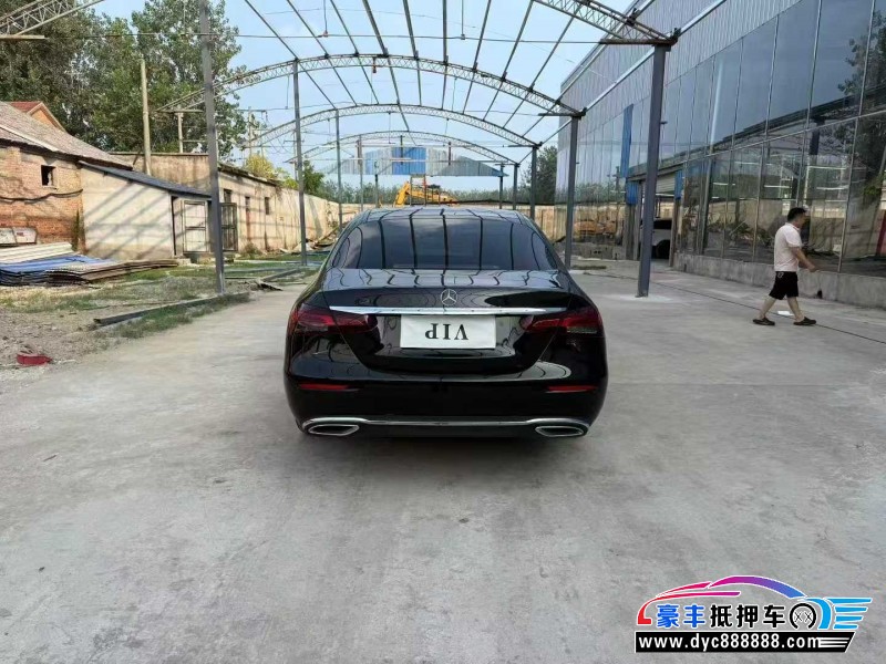 22年奔驰E轿车抵押车出售