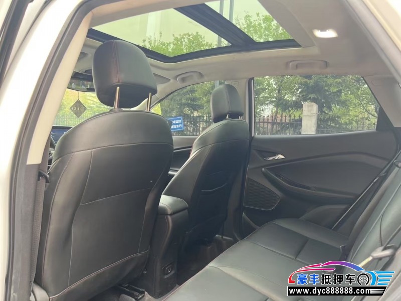 23年雪佛兰创酷轿车抵押车出售