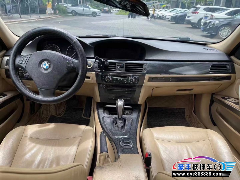 11年宝马3系轿车抵押车出售