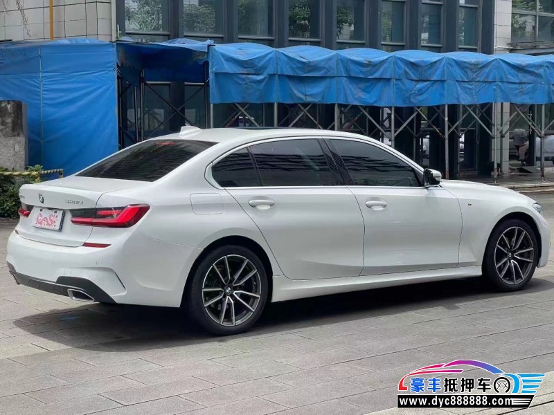 22年宝马3系轿车抵押车出售