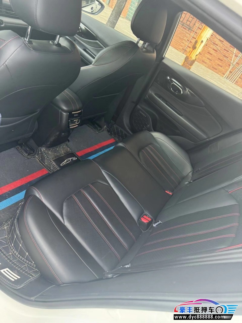 24年传祺影豹轿车抵押车出售