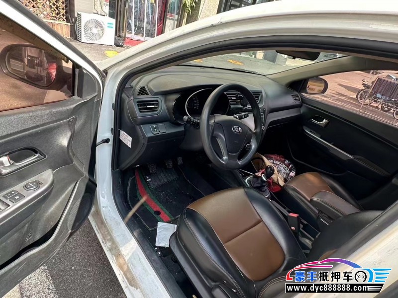 16年起亚K2轿车抵押车出售