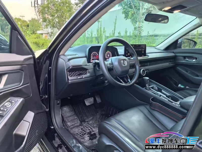 24年本田雅阁轿车抵押车出售