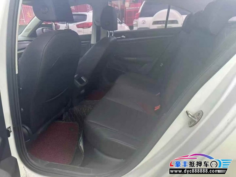 19年大众宝来轿车抵押车出售