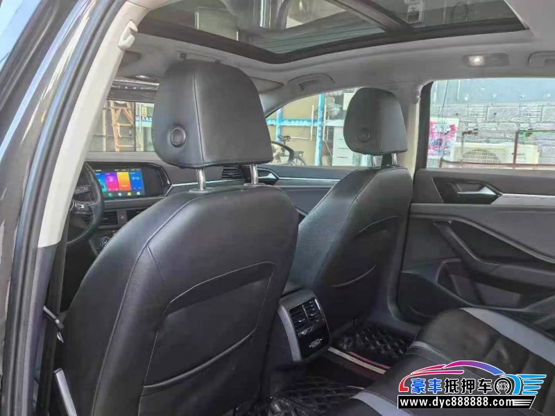 20年大众速腾轿车抵押车出售