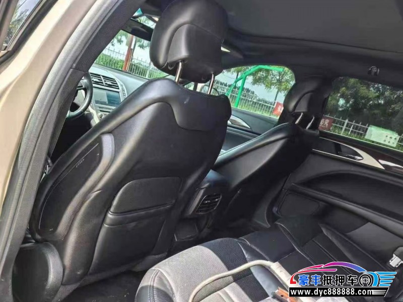 16年林肯MKZ轿车抵押车出售