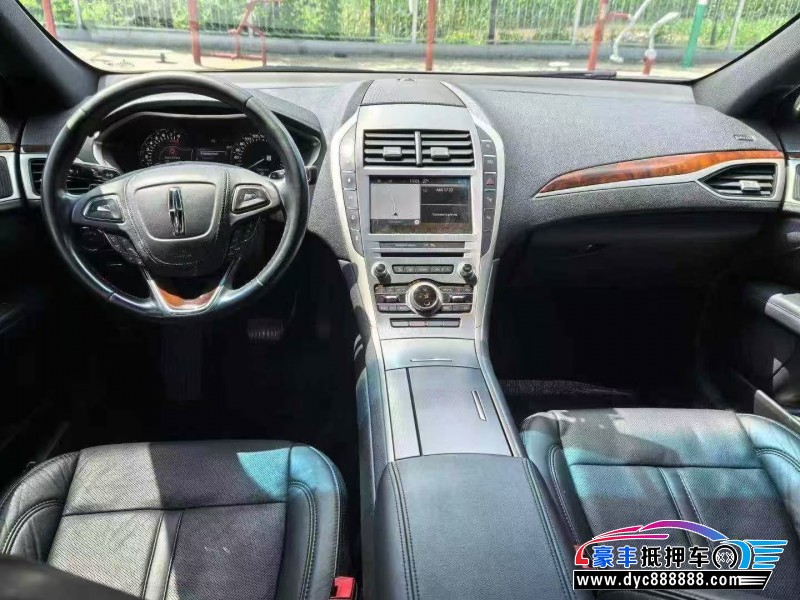 16年林肯MKZ轿车抵押车出售