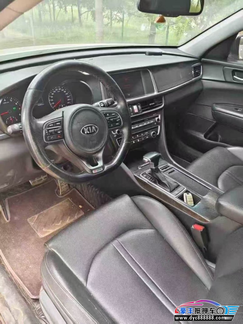 16年起亚K5轿车抵押车出售