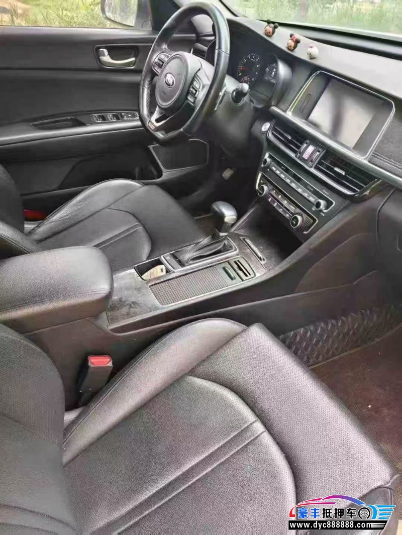 16年起亚K5轿车抵押车出售