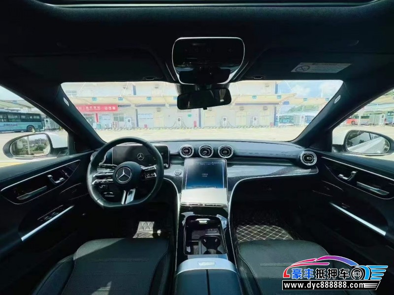 24年奔驰C轿车抵押车出售