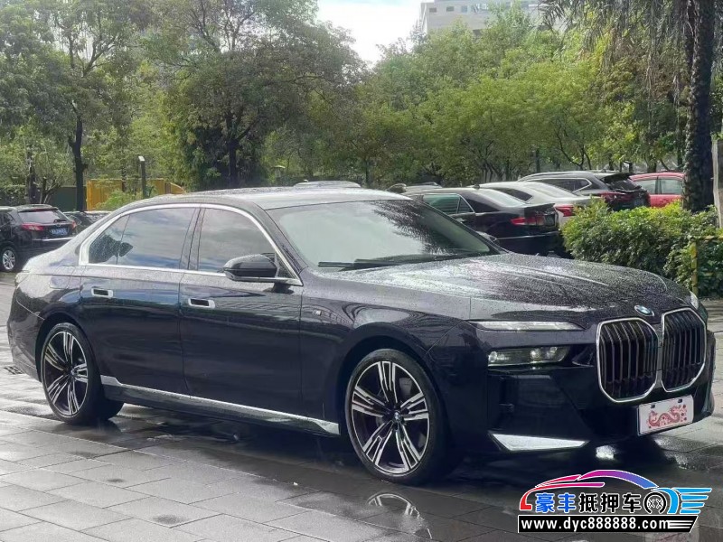 23年宝马7系轿车抵押车出售
