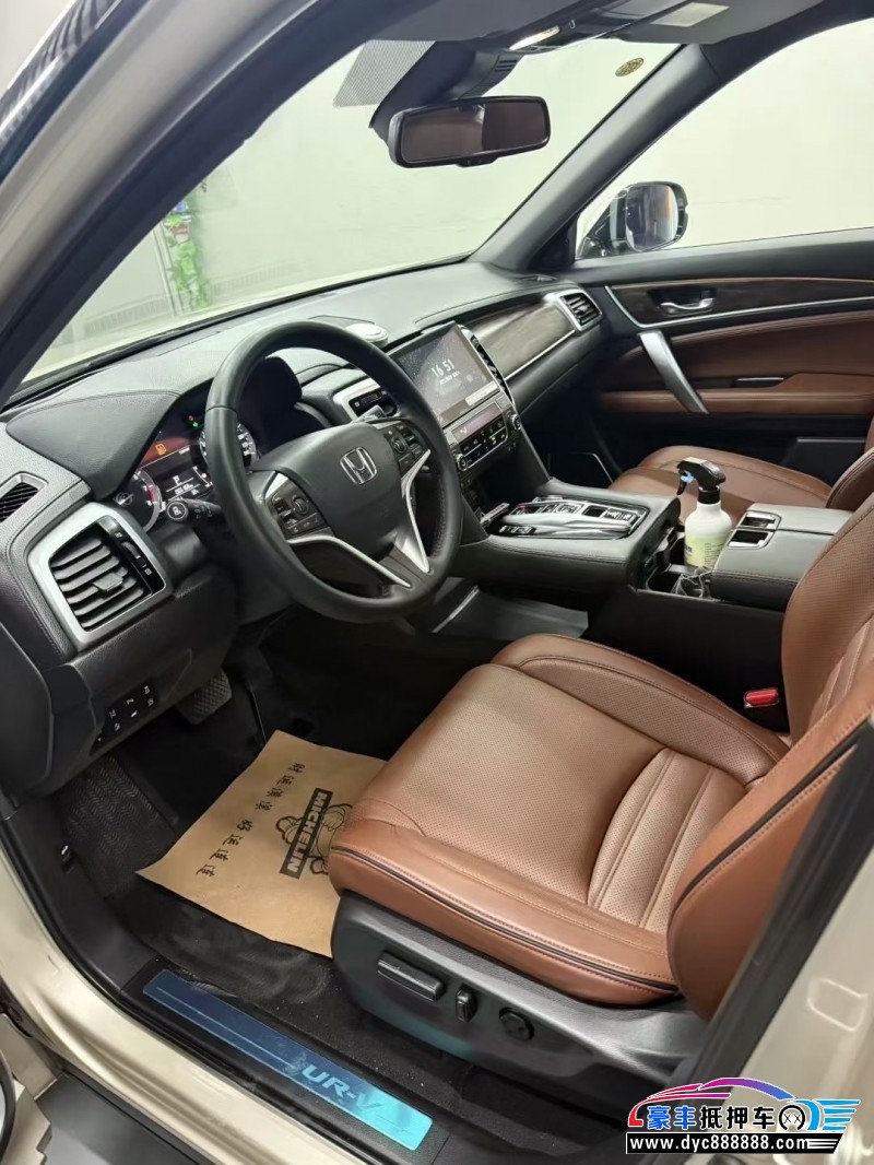 19年本田UR-V轿车抵押车出售