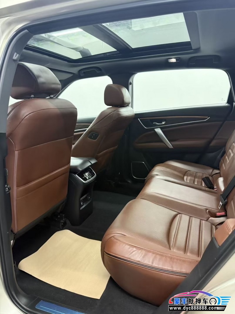 19年本田UR-V轿车抵押车出售