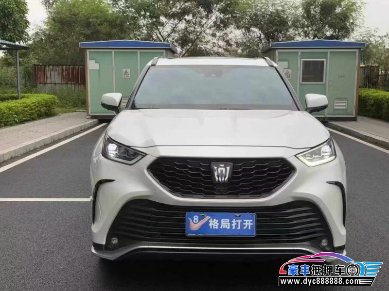 24年丰田皇冠轿车抵押车出售