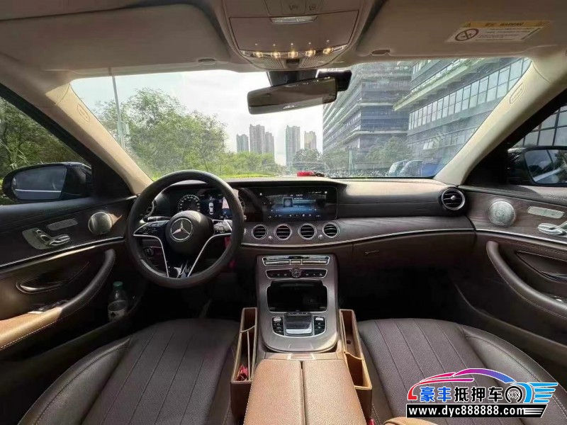 21年奔驰E轿车抵押车出售