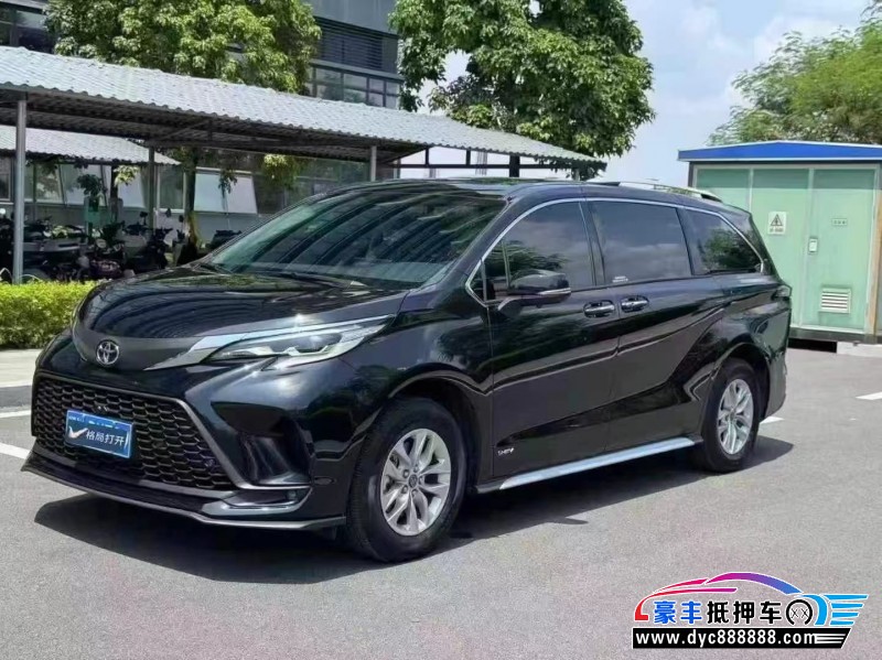 24年丰田格瑞维亚轿车抵押车出售