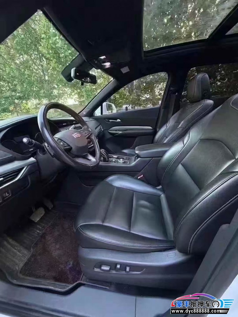 19年凯迪拉克XT4轿车抵押车出售
