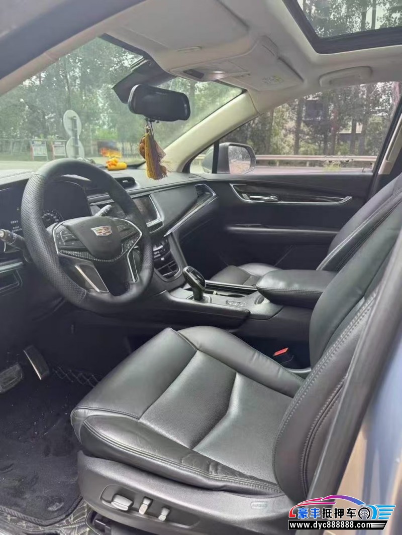 17年凯迪拉克XT5轿车抵押车出售