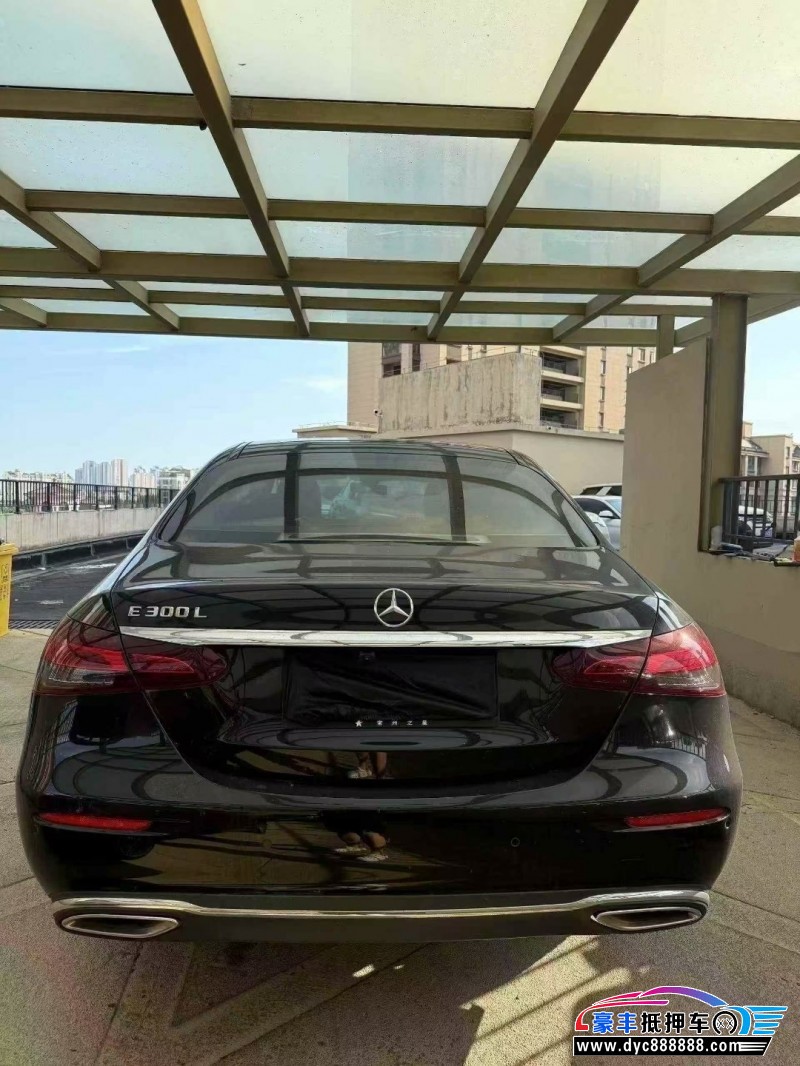 21年奔驰E轿车抵押车出售