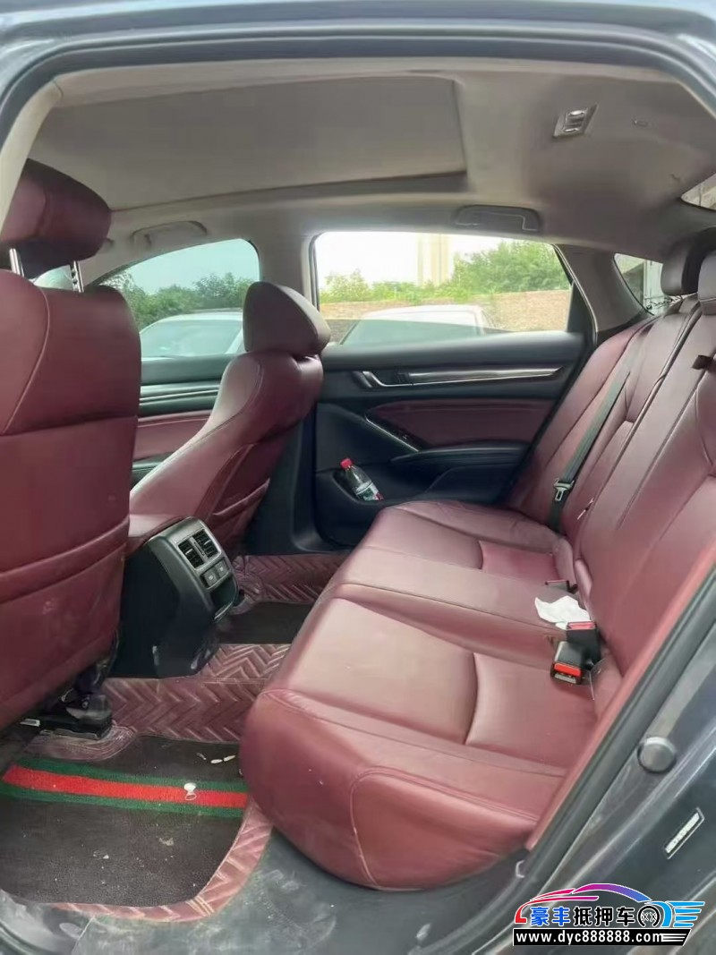 22年本田雅阁轿车抵押车出售