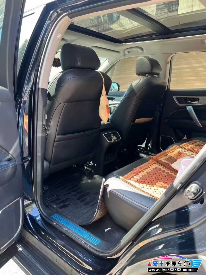 24年本田冠道轿车抵押车出售