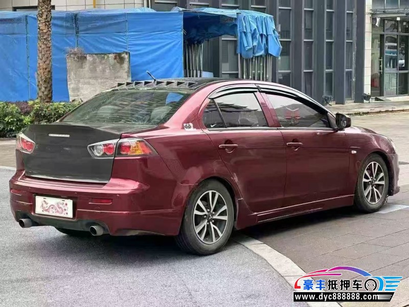 14年三菱翼神轿车抵押车出售