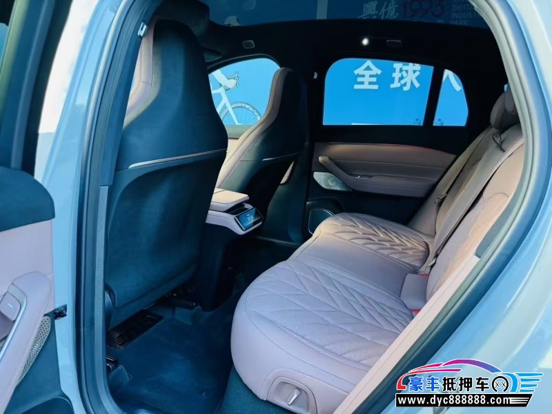 25年蔚来ec6轿车抵押车出售