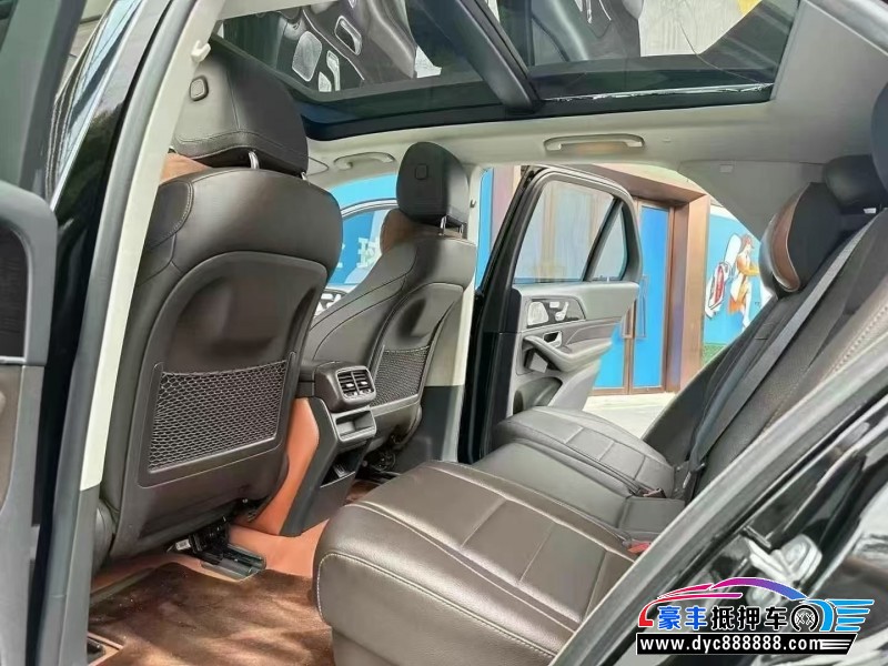 20年奔驰GLE轿车抵押车出售