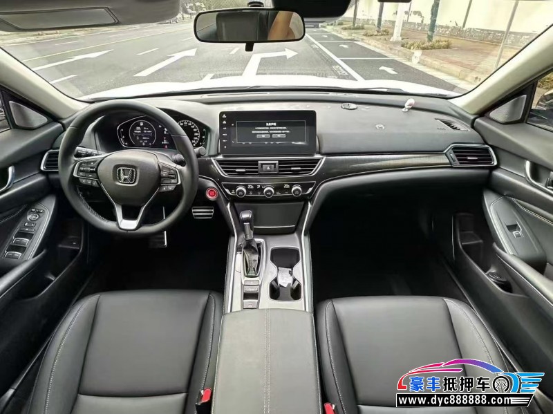 23年本田雅阁轿车抵押车出售