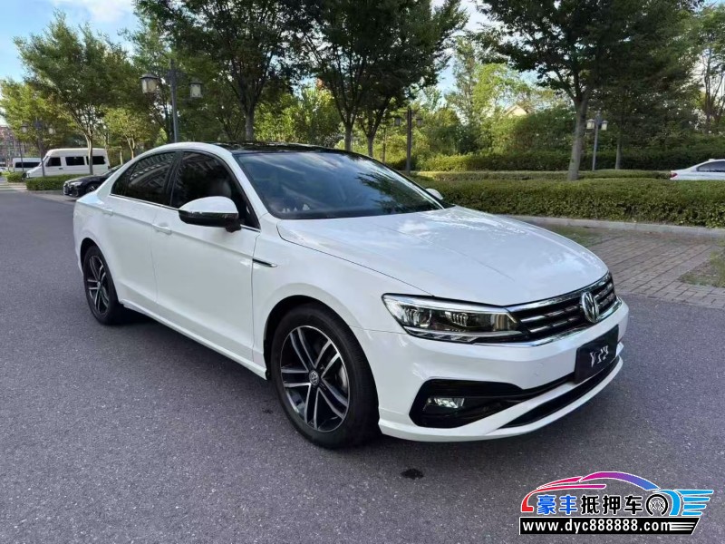 22年大众凌渡轿车抵押车出售