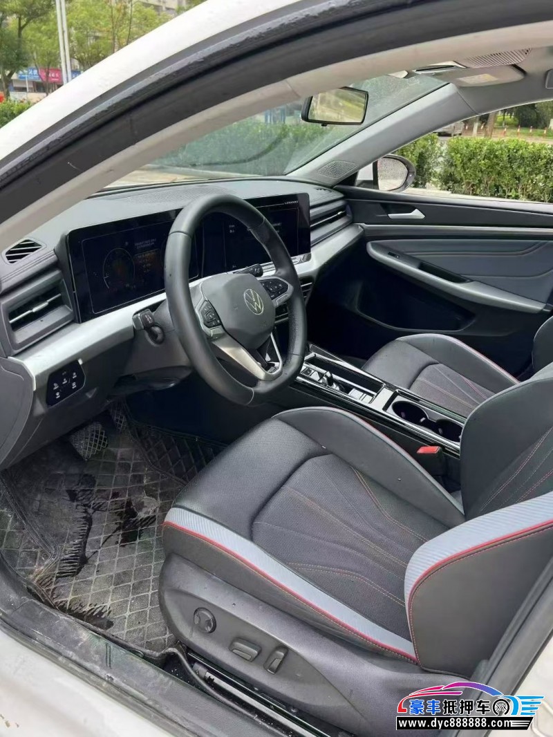 22年大众凌渡轿车抵押车出售