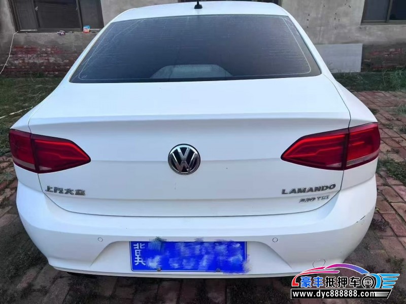 17年大众凌渡轿车抵押车出售