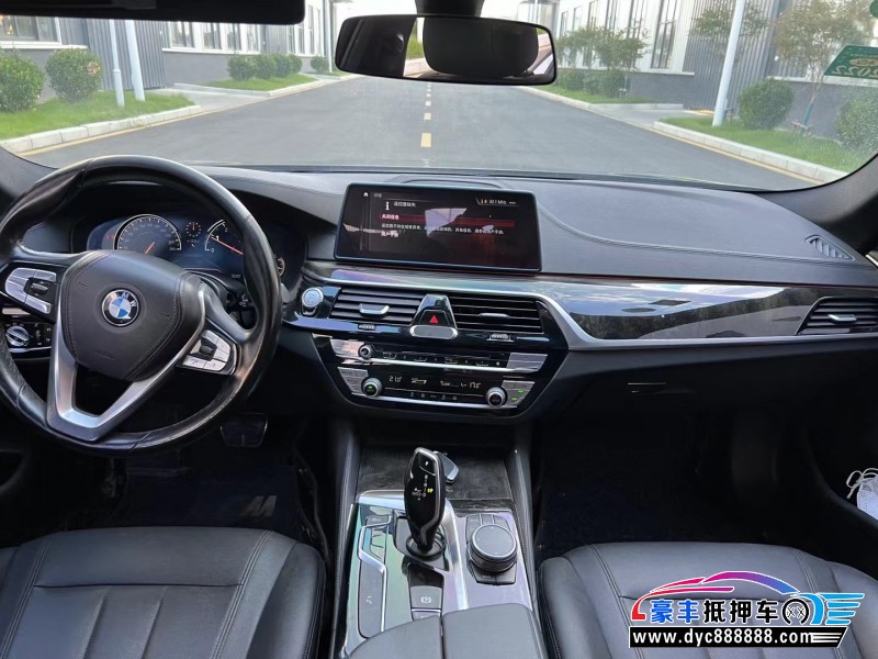 18年宝马5系轿车抵押车出售