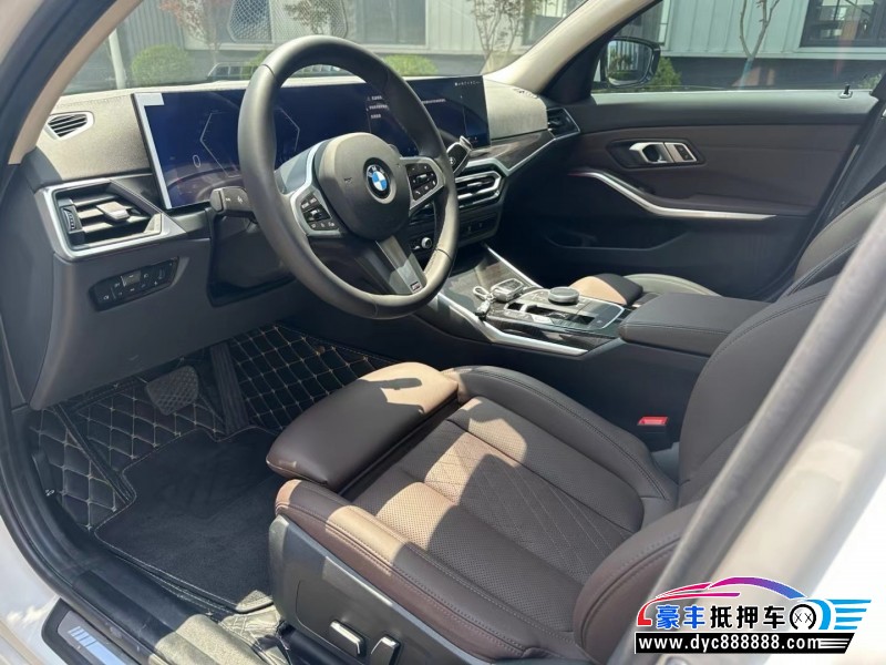 24年宝马3系轿车抵押车出售