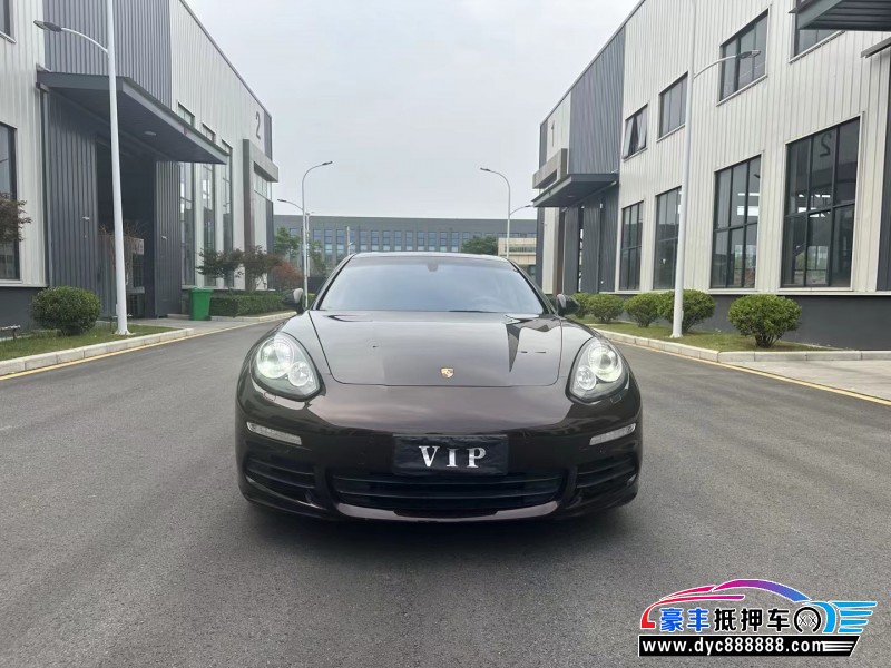 15年保时捷帕纳梅拉轿车抵押车出售