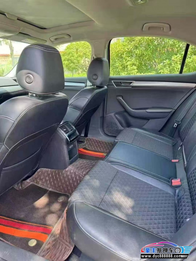 18年斯柯达速派轿车抵押车出售