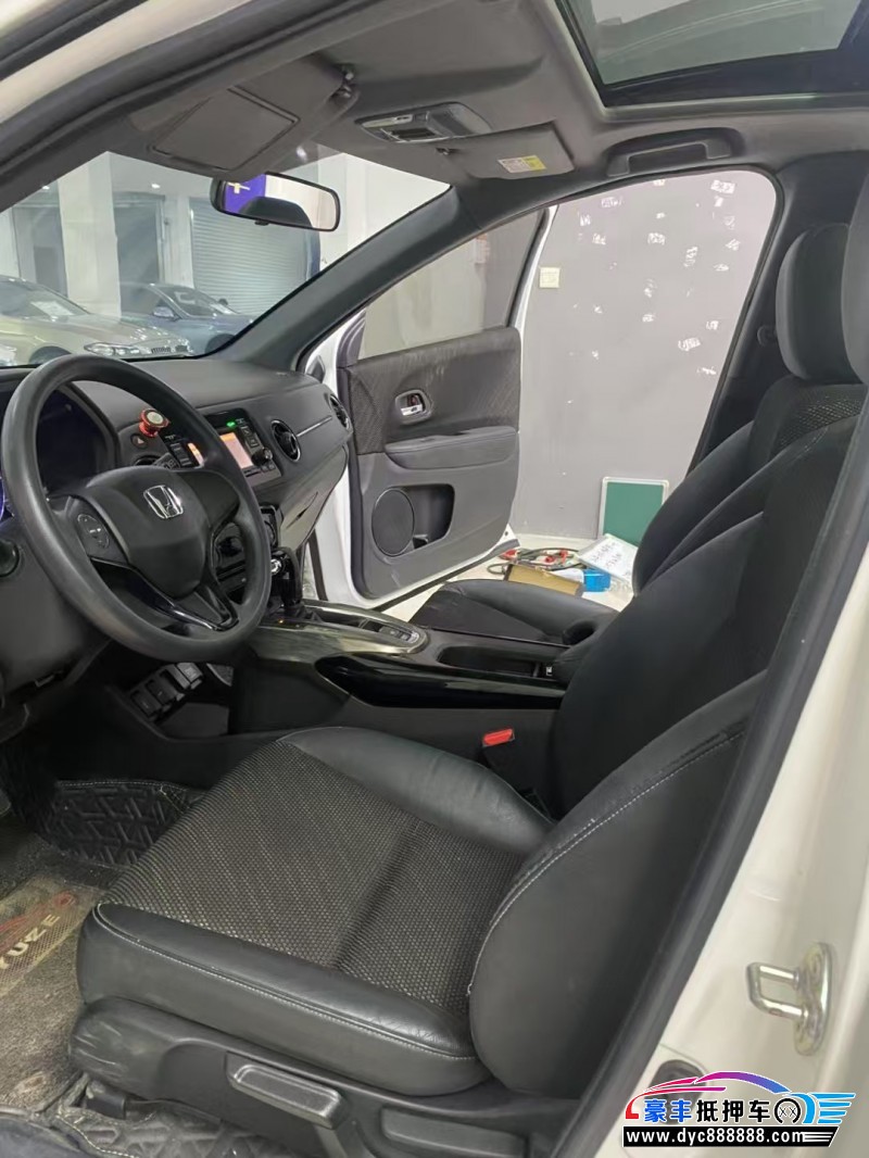 17年本田XRV轿车抵押车出售