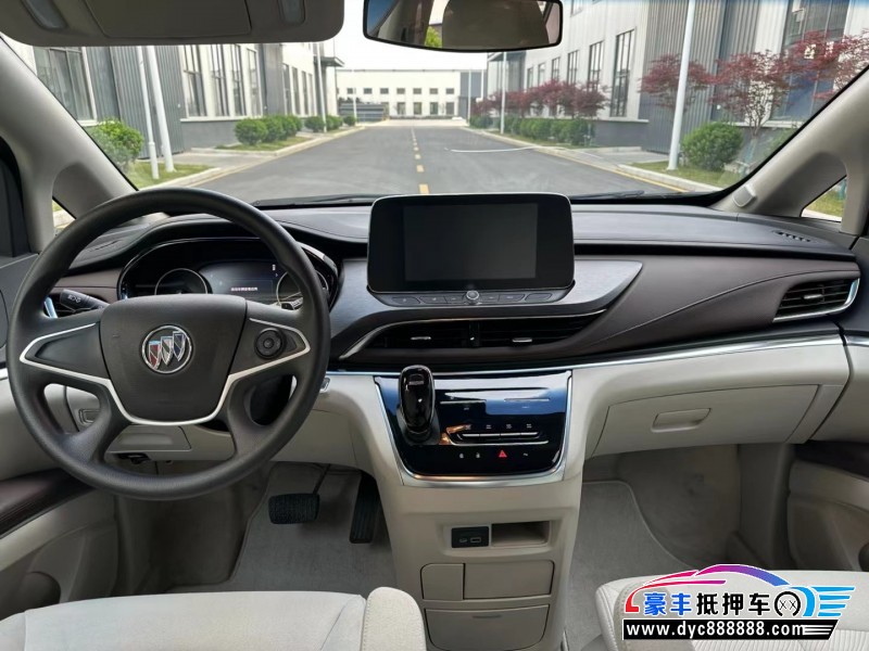 24年别克GL8轿车抵押车出售