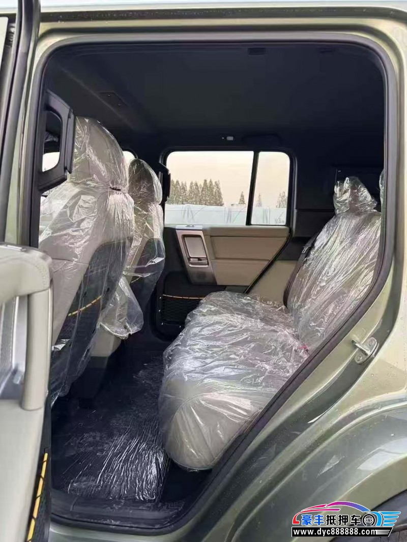 25年奇瑞爱卡轿车抵押车出售