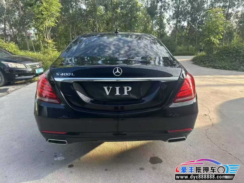 17年奔驰S轿车抵押车出售