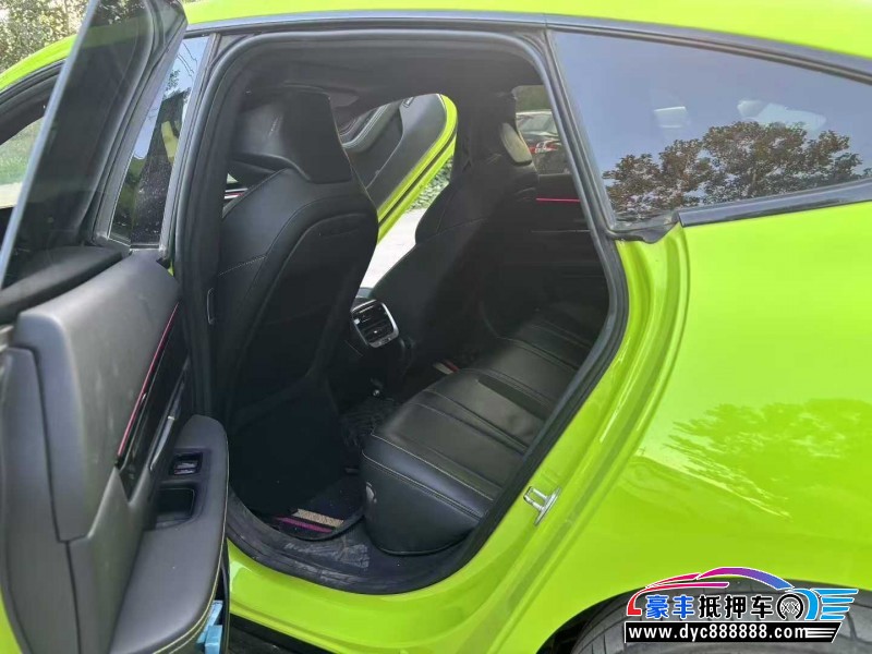 22年小鹏汽车P7轿车抵押车出售