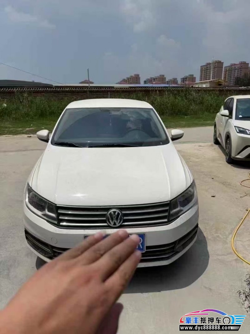 22年大众桑塔纳轿车抵押车出售