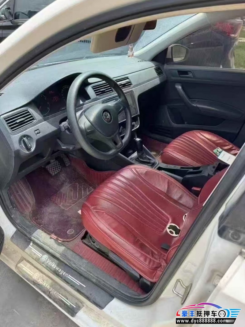 22年大众桑塔纳轿车抵押车出售