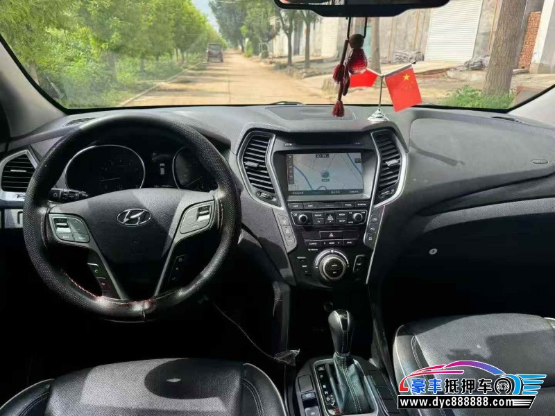 18年现代新胜达轿车抵押车出售