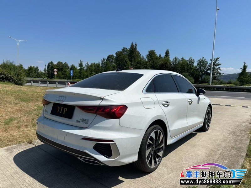 24年奥迪A3轿车抵押车出售